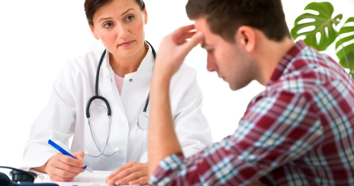 Consimţământul medical se semnează cu câteva zile înainte de operaţie, pentru ca pacientul să nu se sperie privind riscurile şi să suferi de stări de anxietate