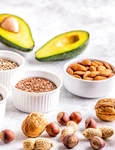 Alimente care contin Omega 3  Sursa foto shutterstock 2500887247 jpg