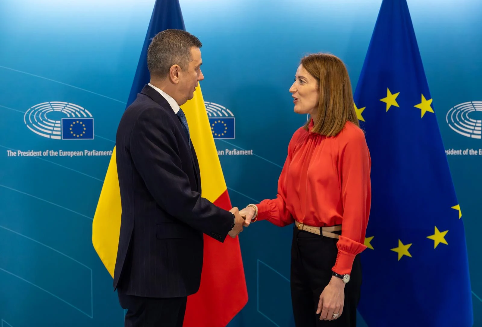 Sorin Grindeanu, discuții despre problemele din coaliție cu Roberta Metsola, la Bruxelles: PSD avertizează asupra apropierii PNL-AUR