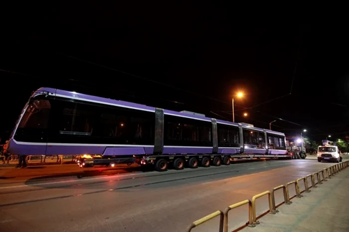 Tramvaiul turcesc de 2 milioane de euro a ajuns la Timişoarafoto: Facebook