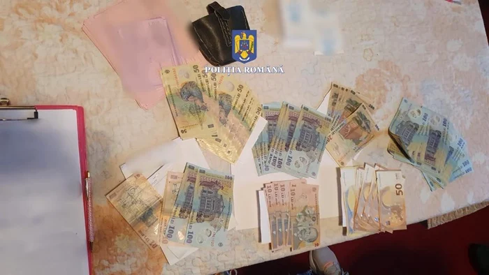 Oamenii legii au indisponibilizat o sumă de 28.000 de lei Foto: Poliția Gorj