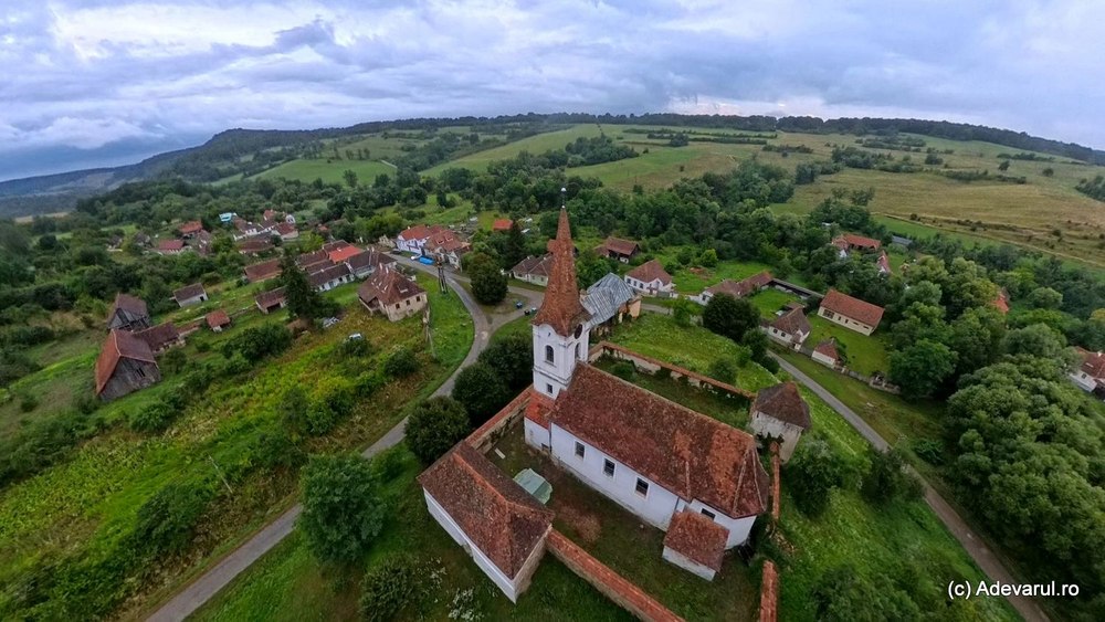 Satul părăsit de sași, readus la viață de români și străini. O tânără din München: „Această viață era greu de realizat în Germania” VIDEO