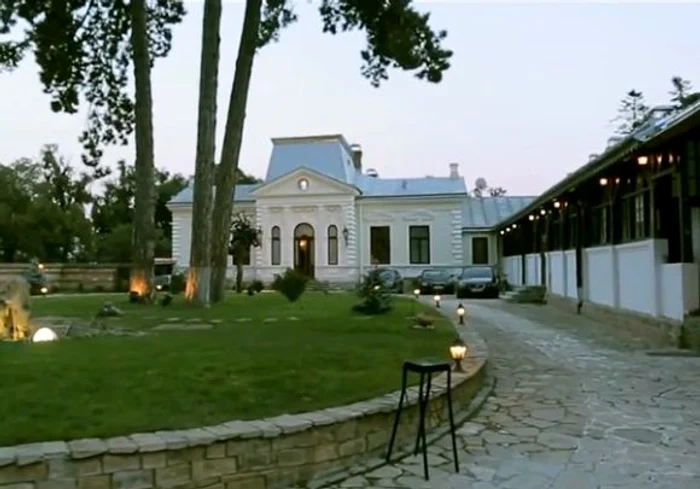 Laura Cosoi s-a hotărât să facă nunta la Conacul Polizu, din Iaşi