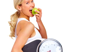 femeie dieta cantar mar fructe 1 25 2009 6 51 20 pm 4467x4642 jpeg