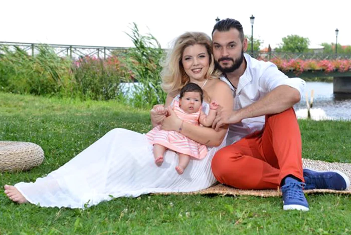 Bianca Ioniţă şi soţul ei Daniel Pena au o fetiţă, Eva Maria (3 luni)