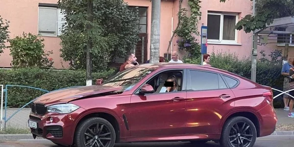 tanara la volanul unui bolid foto sorin maxim