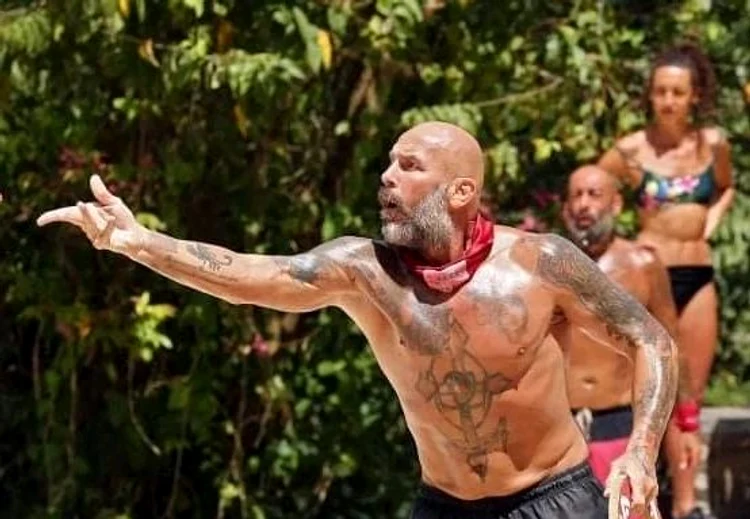 Cătălin Zmărăndescu, la Survivor foto: Instagram