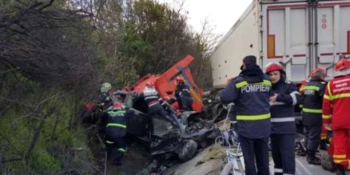    Accidentul rutier de la Pădurea Saru s-a produs din cauza exploziei unei anvelope