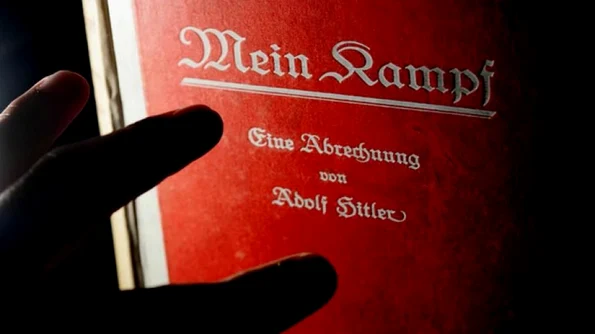 PREMIERĂ: "Mein Kampf", publicat în Germania pentru prima dată după Al Doilea Război Mondial jpeg