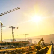 Santier de constructii FOTO 123 RF 