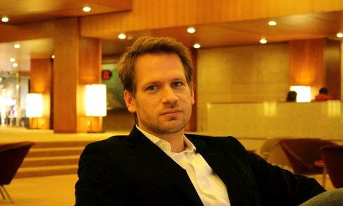„O antologie e ca o valiză“ interviu cu John FREEMAN jpeg