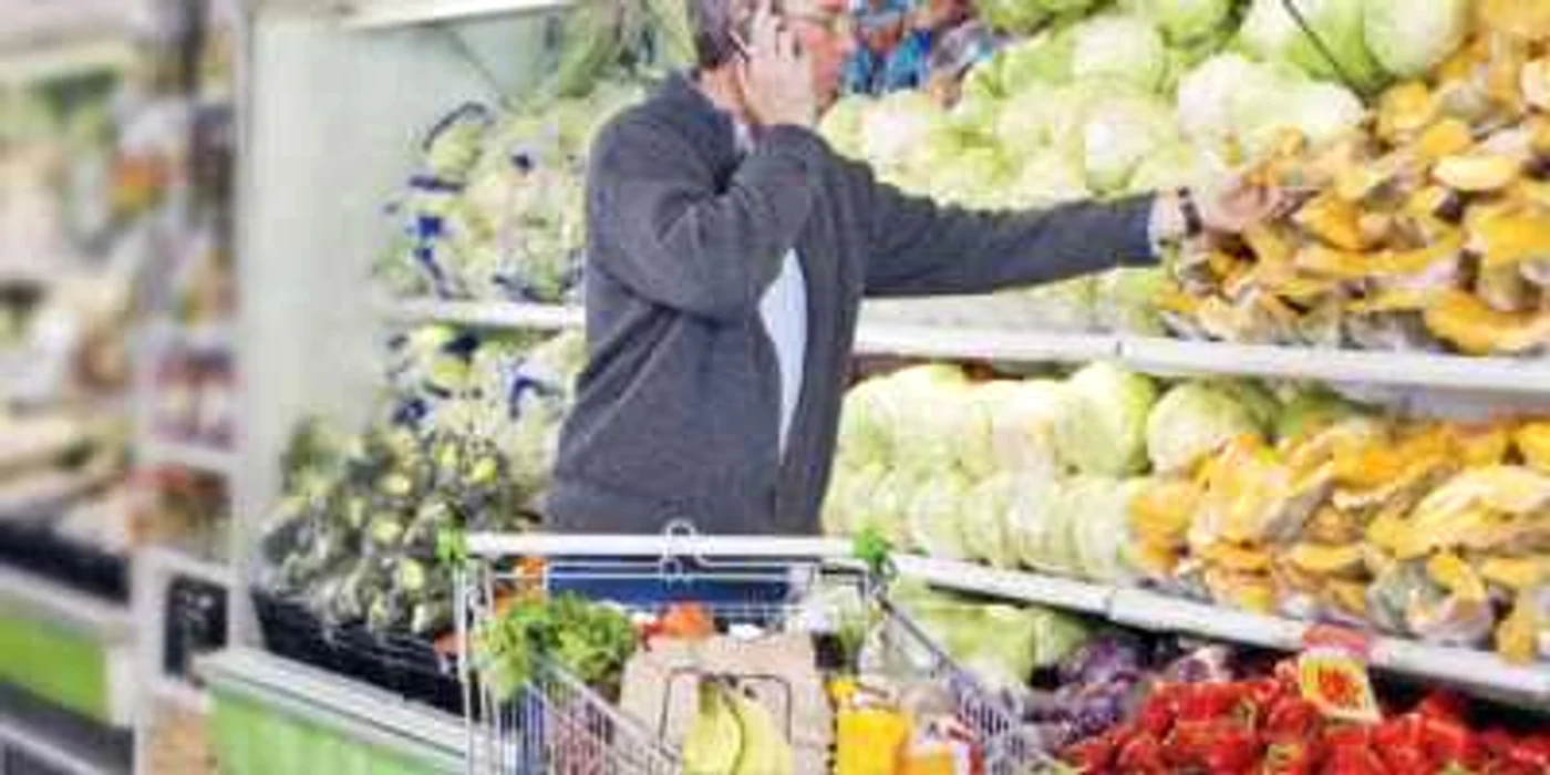 Bărbaţii urăsc să meargă la cumpărături, aşa că aleg primul produs care le pică în mână  