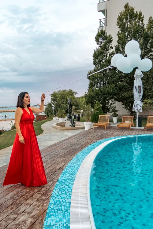 Oana Tache foto PR jpeg