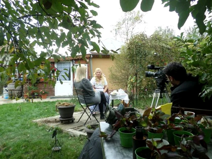 Iuliana Marciuc si Cristiana Ionescu