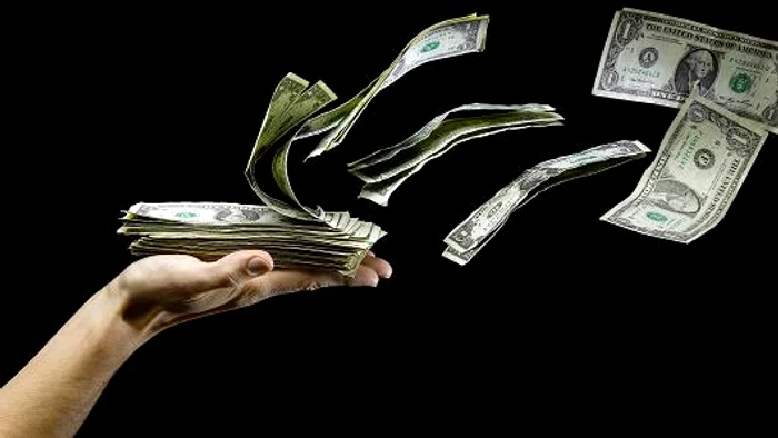 Horoscop zilnic 12 octombrie: Taurii vor avea cheltuieli mari