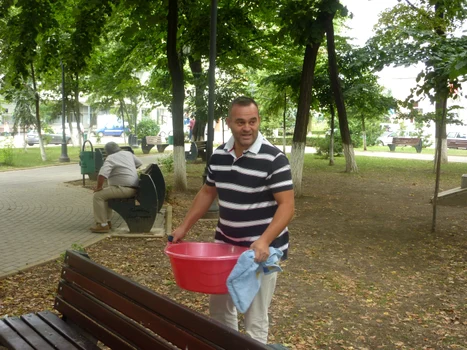 ice bucket bt