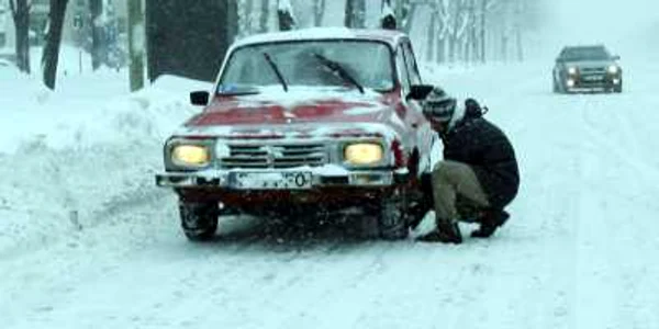 Şoferii timişoreni care nu şi-au pus cauciucuri de iarnă au fost amendaţi