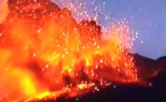 Vulcanul Sakurajima a erupt Foto: Captură YouTube