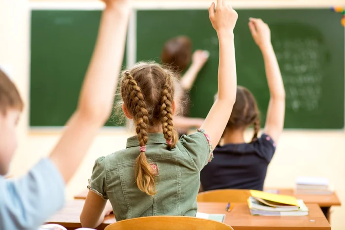 Elevi în sala de clasă   Sursa foto: Shutterstock