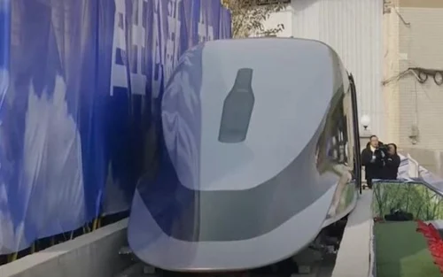 Trenul Maglev chinez poate circula cu 620 de kilometri pe oră. Sursa foto: Captura YouTube
