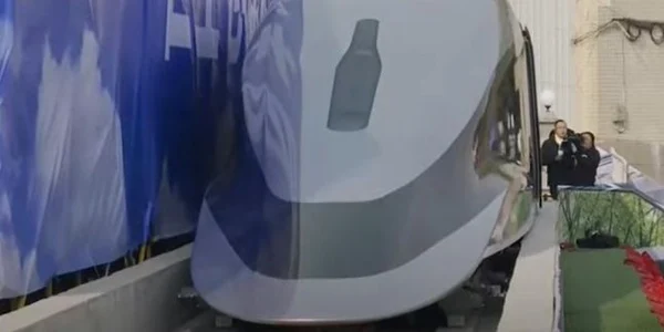 Trenul Maglev chinez ce poate circula cu 620 de kilometri pe ora Captura YouTube