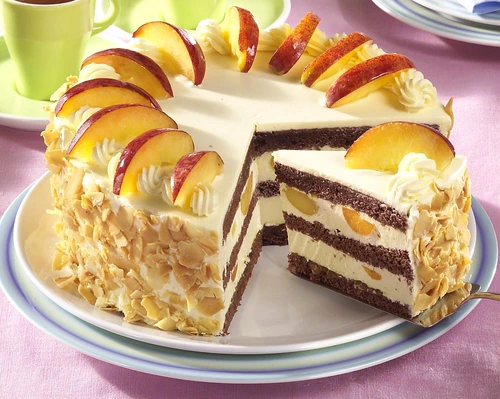 tort de piersici si crema de branza jpeg