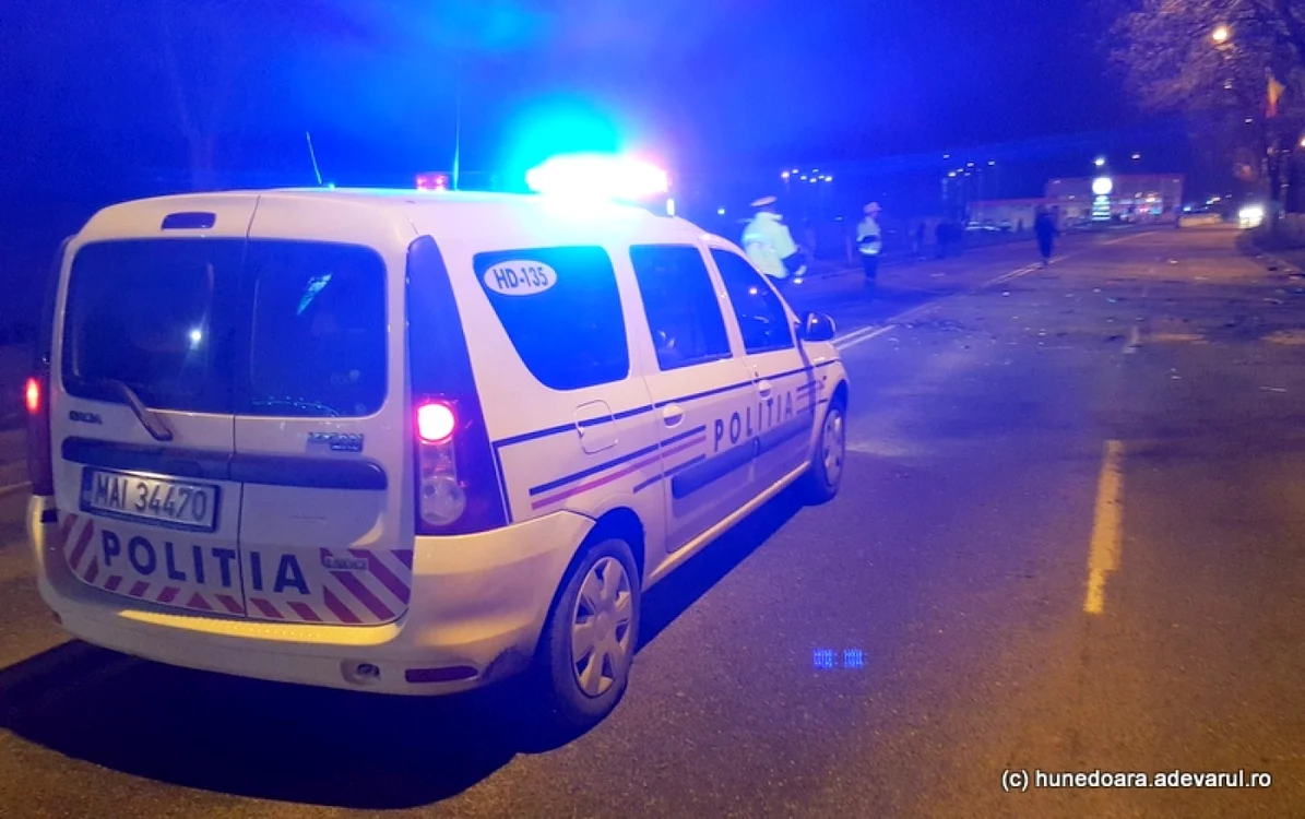 Trei persoane au fost rănite în urma accidentului de circulaţie Foto: arhivă Adevărul
