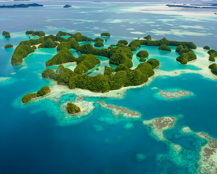Cele șaptezeci de insule din Insulele Rock, Palau FOTO Shutterstock 