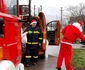 Moș Crăciun vine cu autospeciala de pompieri FOTO Ștefan Both