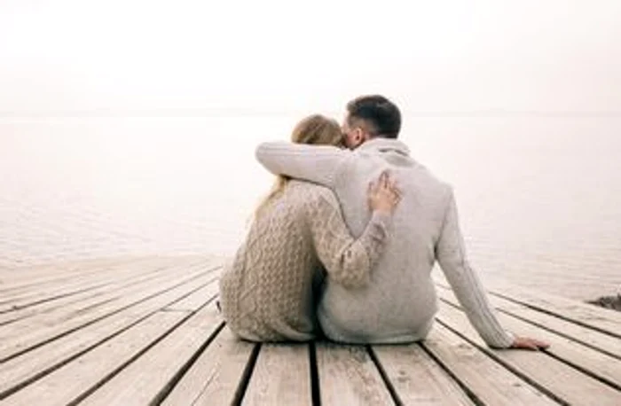 
    Intimitatea presupune să-ţi împarţi viaţa cu cinevafoto: Pixabay.com  
