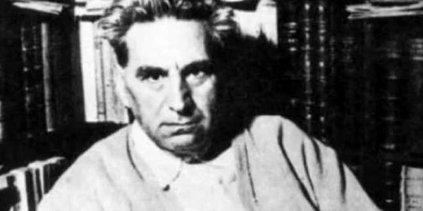 Bizareriile din viaţa scriitorilor români. Cum era să ia bătaie G. Călinescu