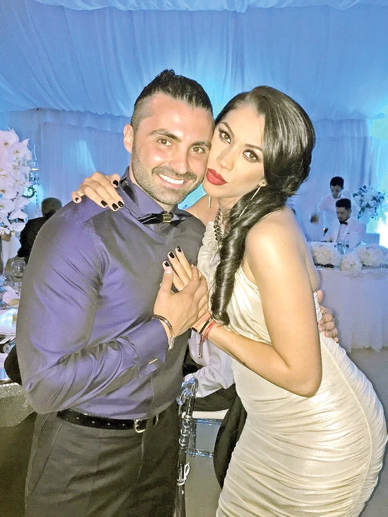 Pepe i-a cumpărat  Ralucăi acest  bolid alb, în 2013