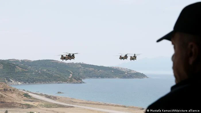 Erdogan a asistat la exerciţiul militar "EFES-2022 Exercise", în apropiere de Izmir