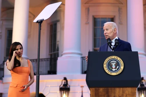Joe Biden a primit o pe Eva Longoria la Casa Albă, Foto Getty