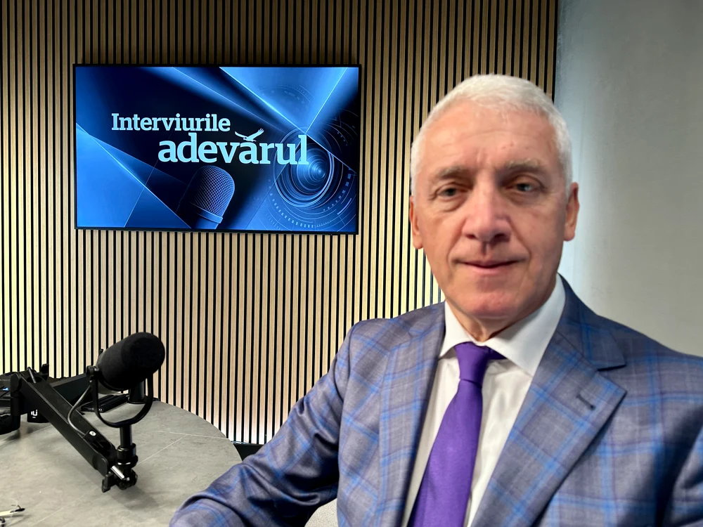 Adrian Țuțuianu la Interviurile Adevărul 0550 jpeg