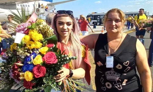 mihaela cambei si mama ei jpg