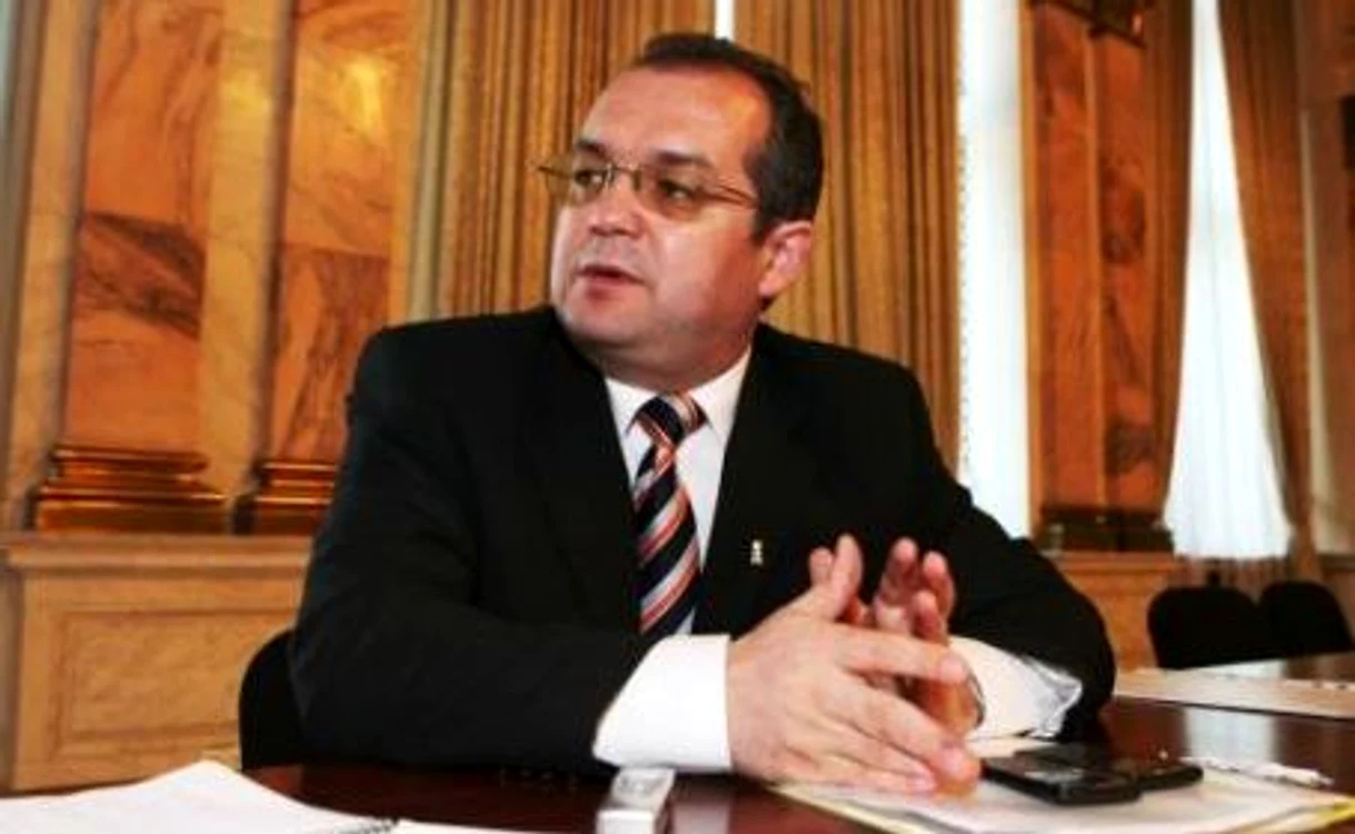 
    Boc a spus că Executivul va menţine cheltuielile sub control  