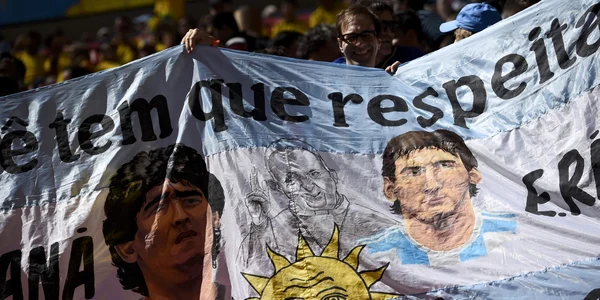 Maradona Messi FOTO Reuters