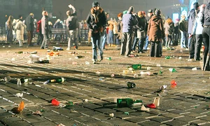Spectacolul din Piaţa Constituţiei a strâns  50 000 de oameni jpeg