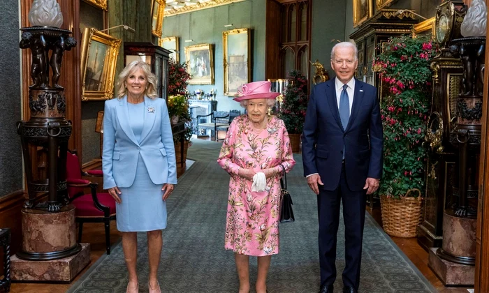 1 jill si joe biden cu regina jpg jpeg