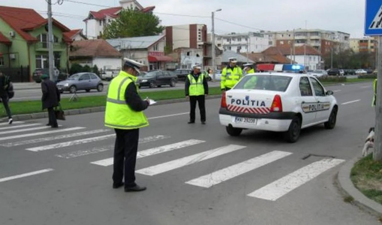 Tânărul a fost dus la spital de mama sa