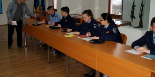 studenti in practica la politia de frontiera mehedinti 