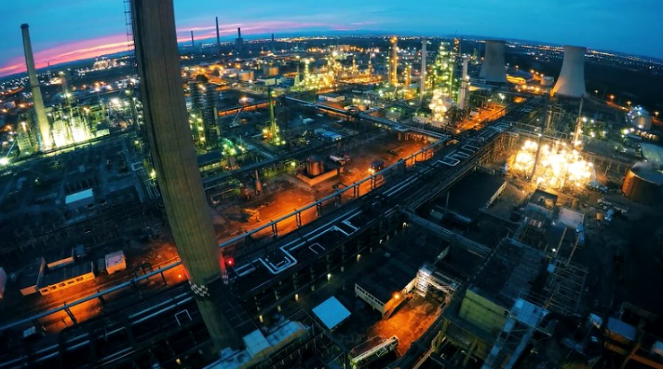 Rafinăria Petrobrazi văzută de sus