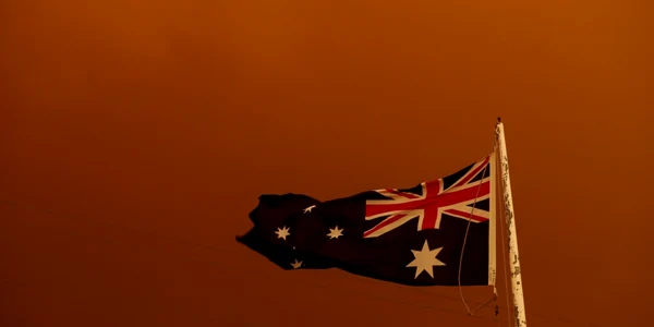 Cerul s-a făcut roşu în Australia. FOTO Guliver/Gettyimages