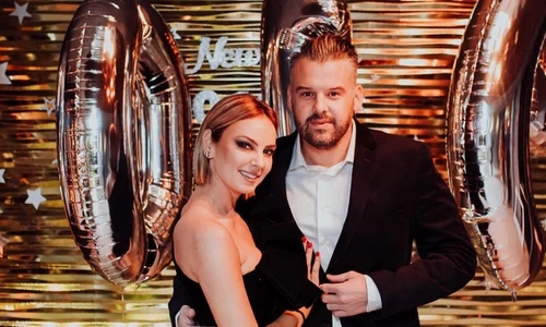 4 roxana ionescu si tinu vidaicu nunta civila 3 jpg jpeg