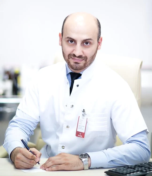 Dr. Tarek Nazer, chirurg ortoped