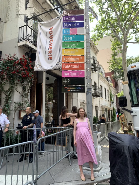 4 chelsea clinton gravida a treia oara jpg jpeg