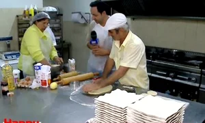 Măruţă s a descurcat foarte bine în bucătărie (captură: PRO TV) jpeg