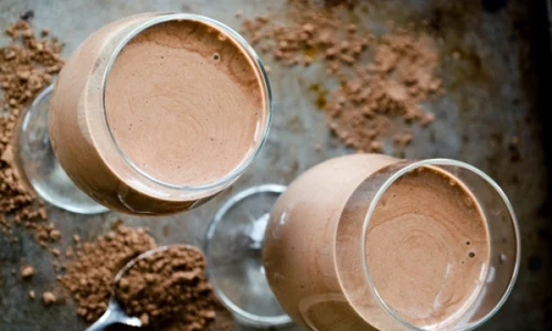 1 ti e pofta de ceva dulce fa ti un smoothie sanatos din ciocolata avocado si miere c7zf jpg jpeg