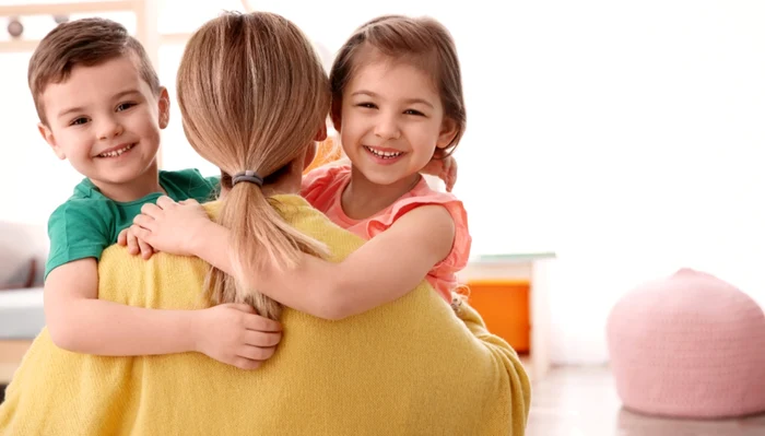 Cât câștigă bonele în România / Foto: Shutterstock